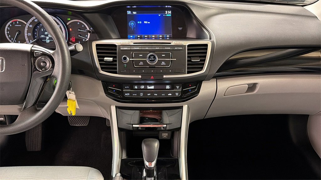 Used 2017 Honda Accord LX image 15