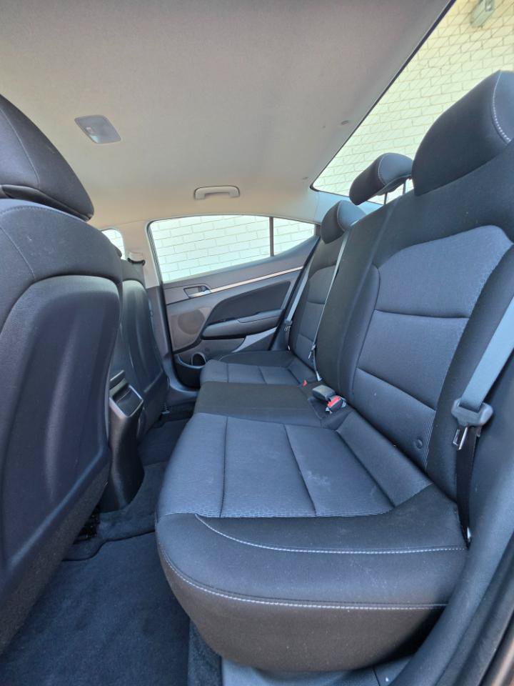 Used 2018 Hyundai Elantra SEL FWD image 9
