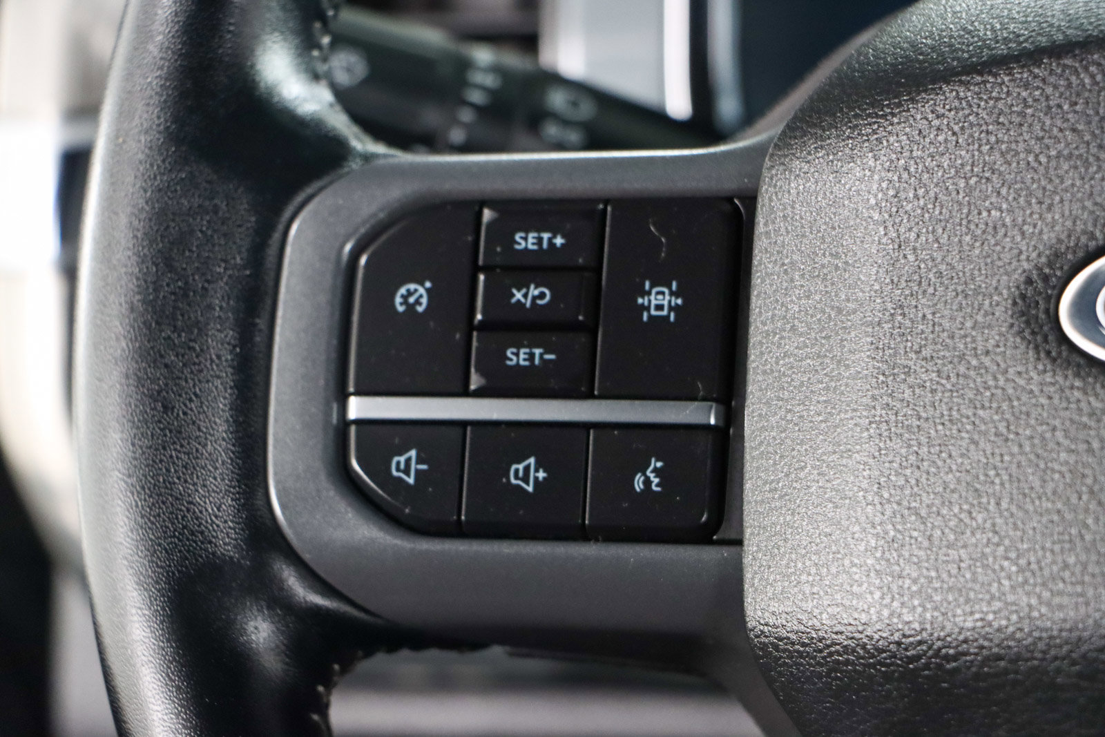 Used 2023 Ford F150 Lariat image 15