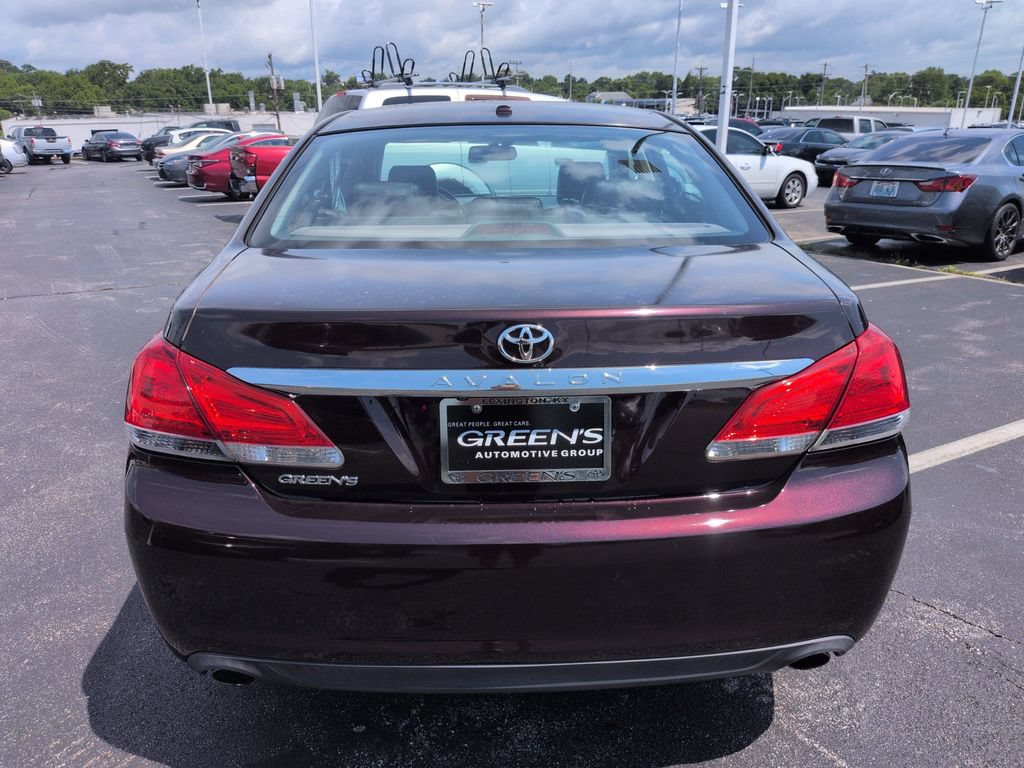 Used 2011 Toyota Avalon Limited FWD image 5