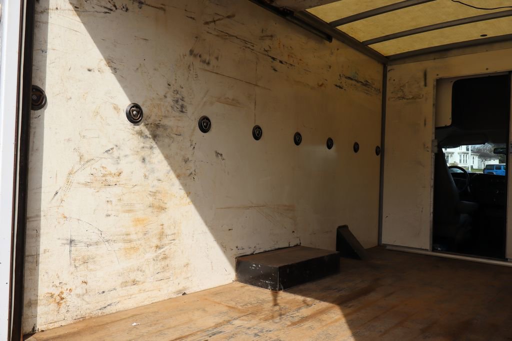 Used 2020 Chevrolet Express 3500 w/ Power Convenience Package image 29