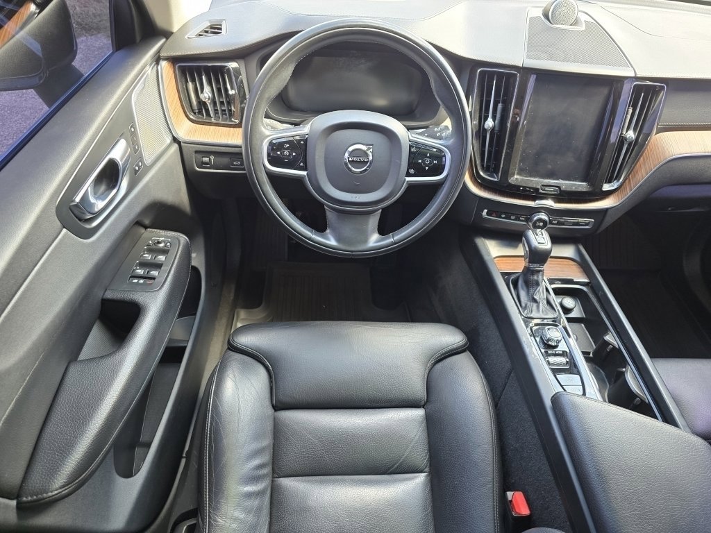 Used 2019 Volvo XC60 T6 Inscription w/ Protection Package Premier image 21