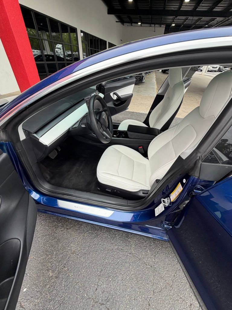Used 2020 Tesla Model 3 Long Range image 21
