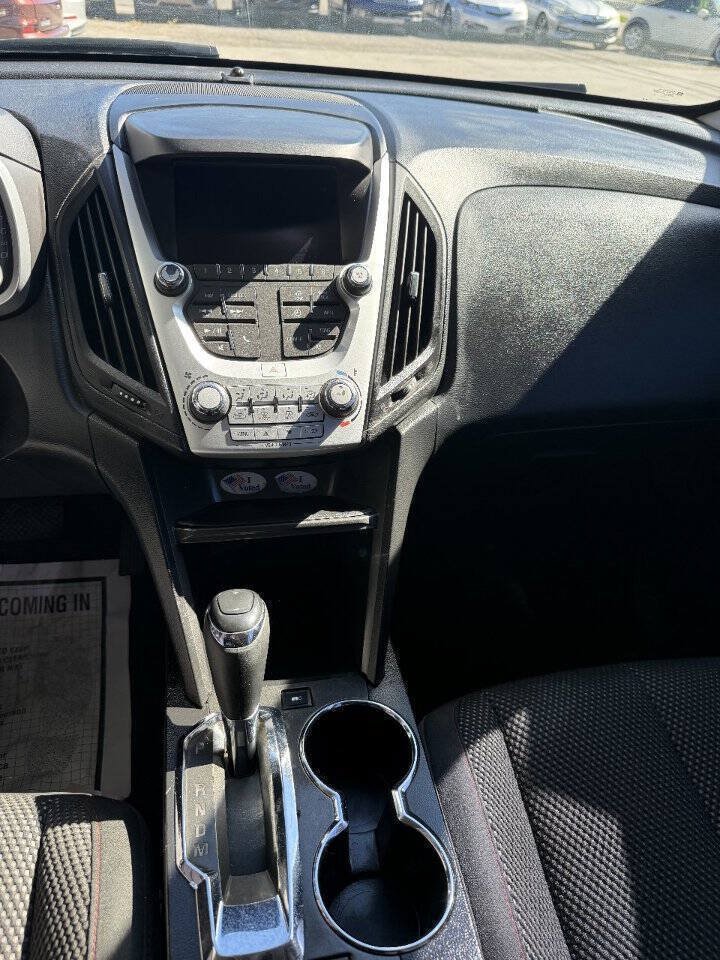 Used 2016 Chevrolet Equinox LS FWD image 12