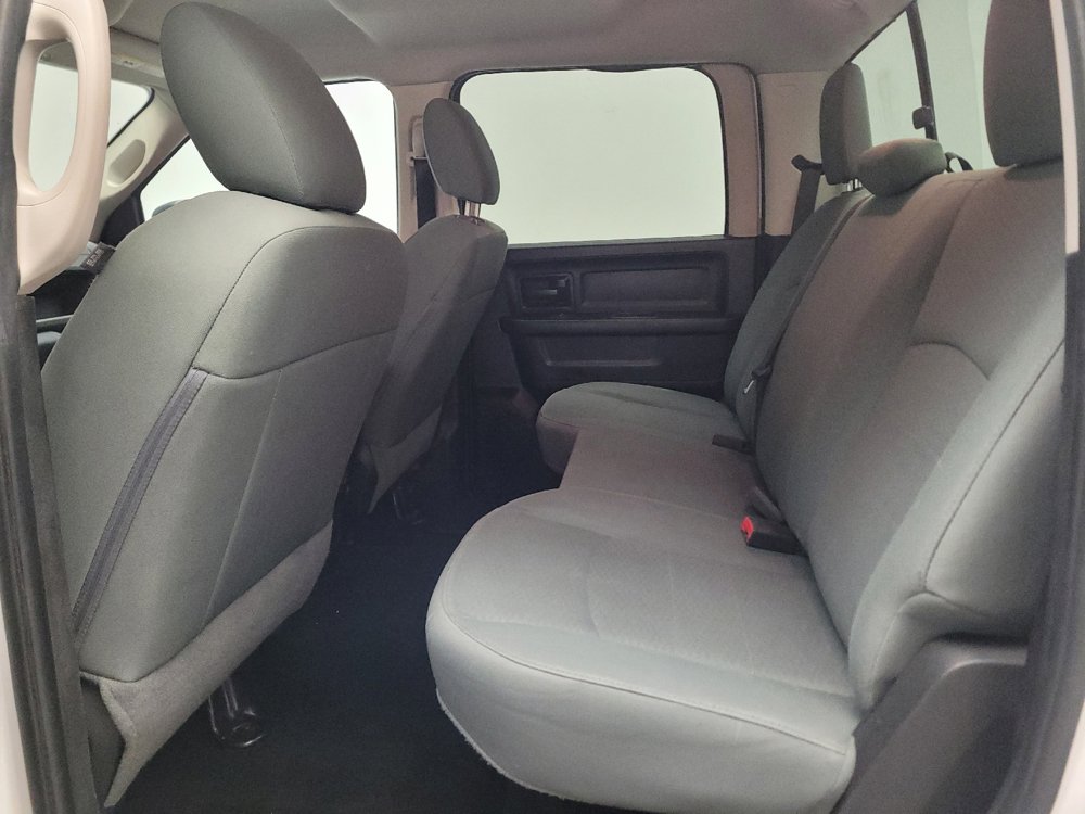 Used 2017 RAM 1500 Express RWD image 18