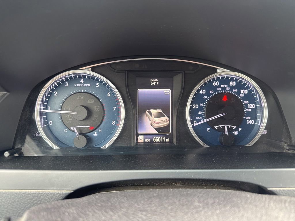 Used 2017 Toyota Camry LE FWD image 9