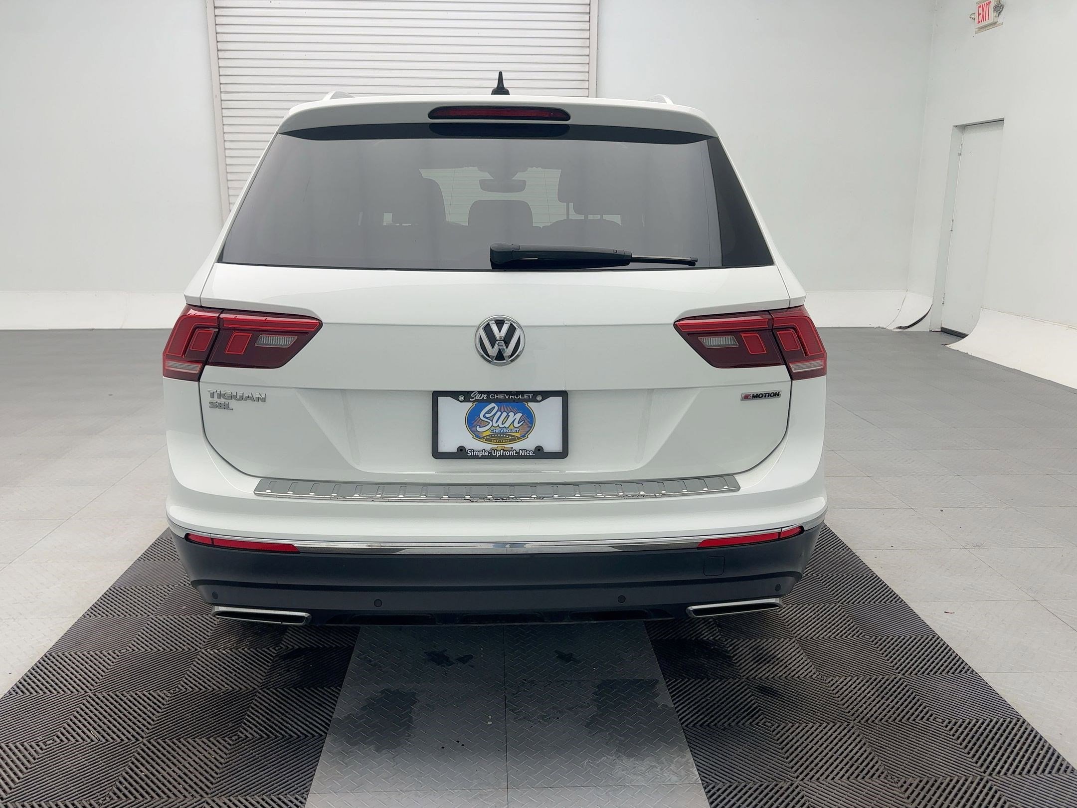 Used 2020 Volkswagen Tiguan SEL image 10