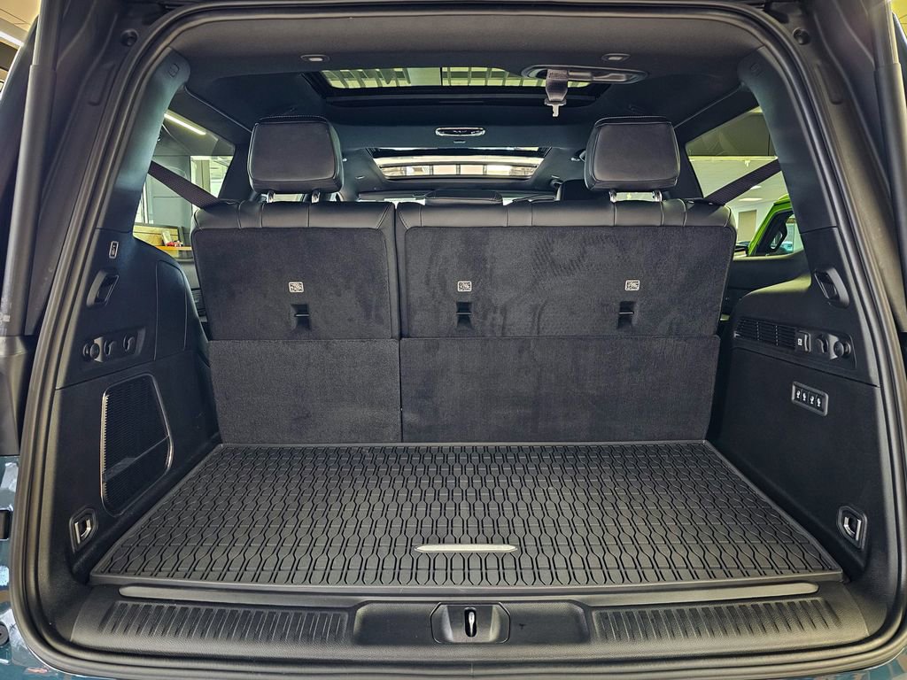 New 2026 Jeep Grand Wagoneer 4WD image 41