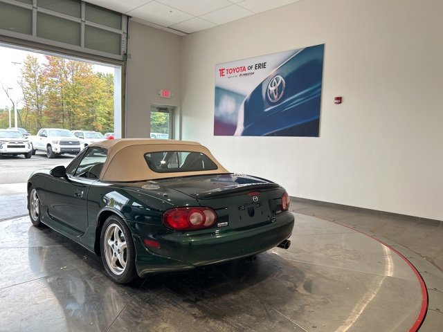Used 2002 MAZDA MX-5 Miata image 5