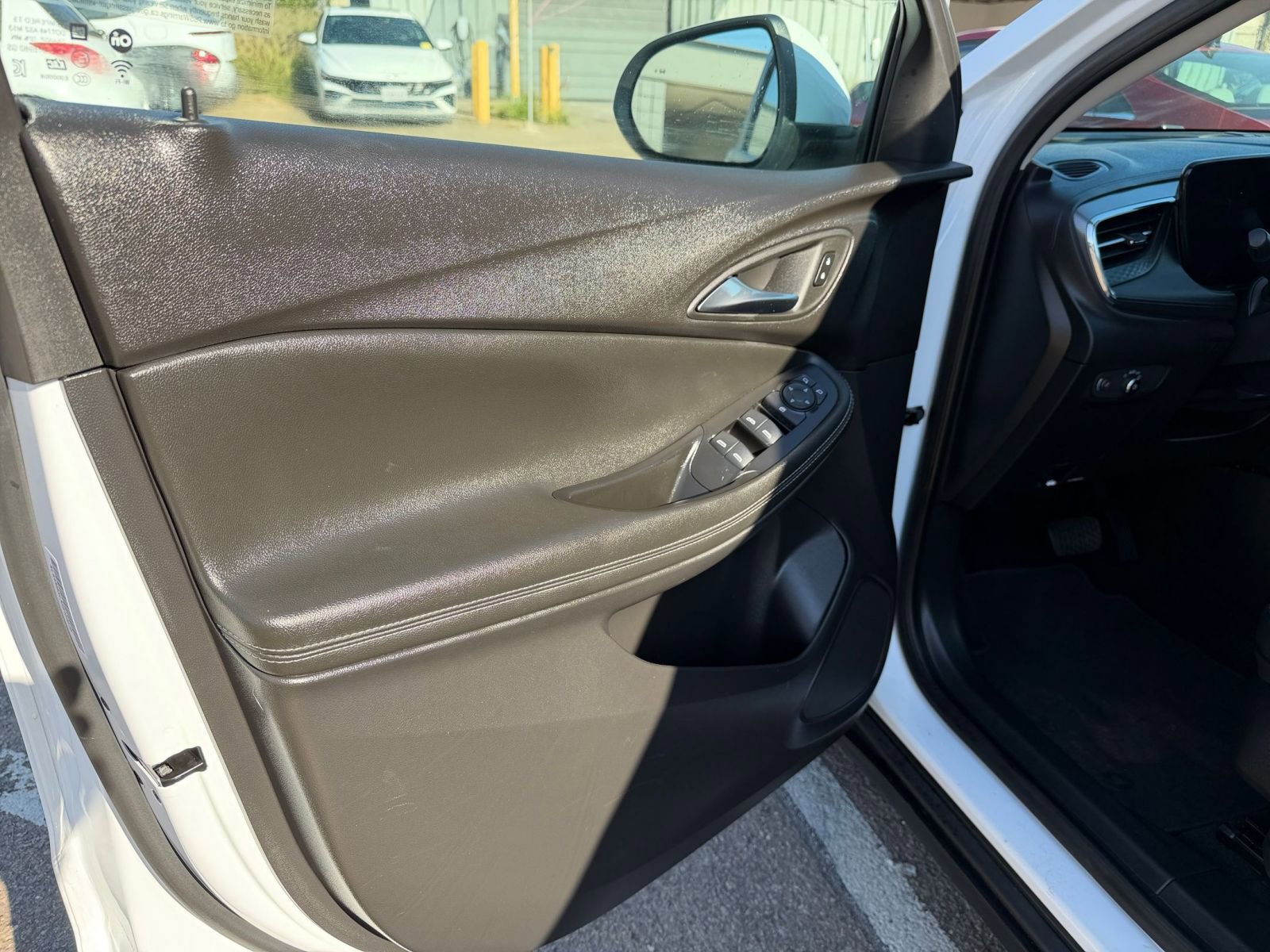 Used 2025 Buick Encore GX Preferred image 20