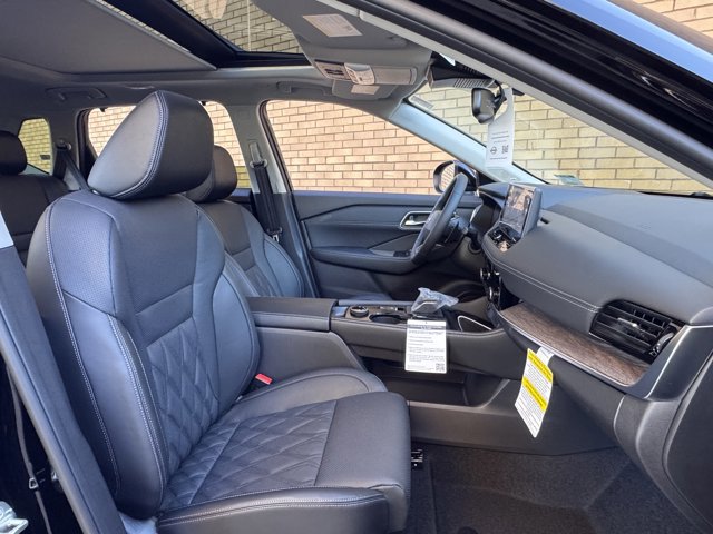 New 2026 Nissan Rogue Platinum w/ Platinum Premium Package image 10