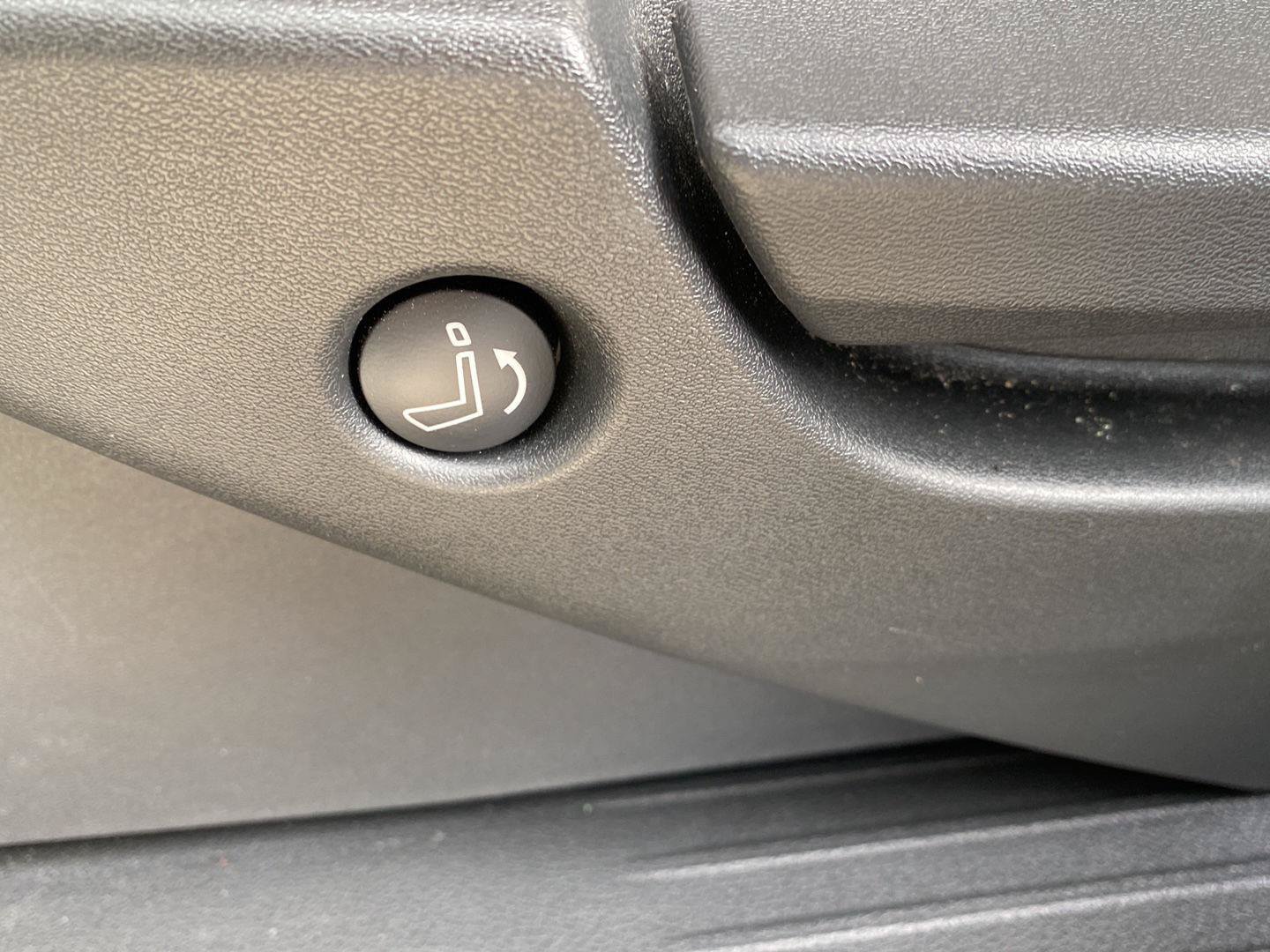 Used 2024 INFINITI QX60 Luxe AWD/4WD image 30