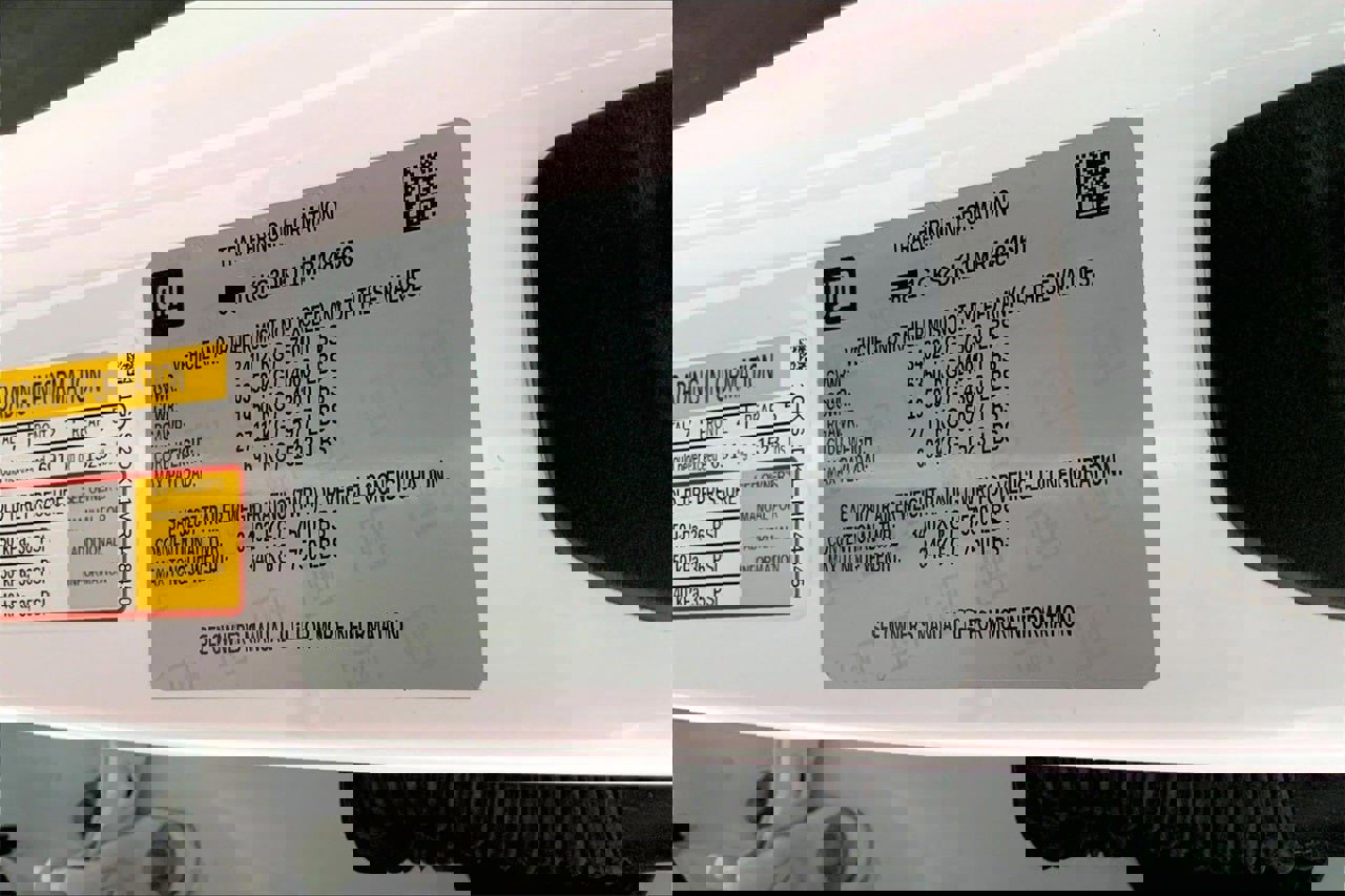 Used 2021 GMC Yukon Denali image 33