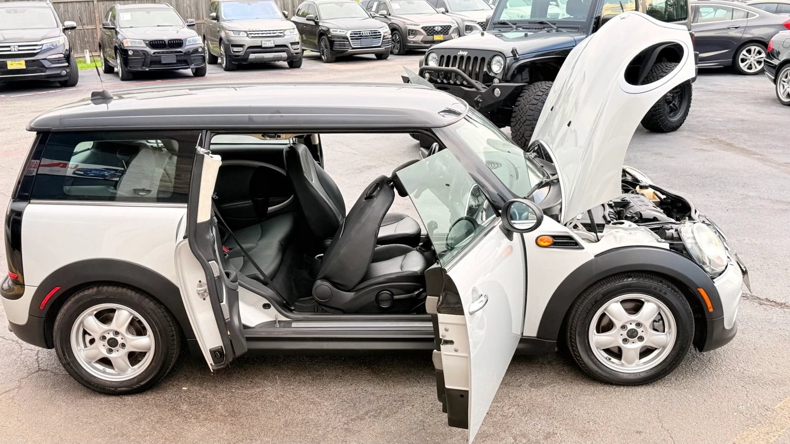 Used 2011 MINI Cooper Clubman FWD image 15