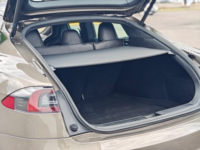 Used 2015 Tesla Model S P90D AWD/4WD image 57