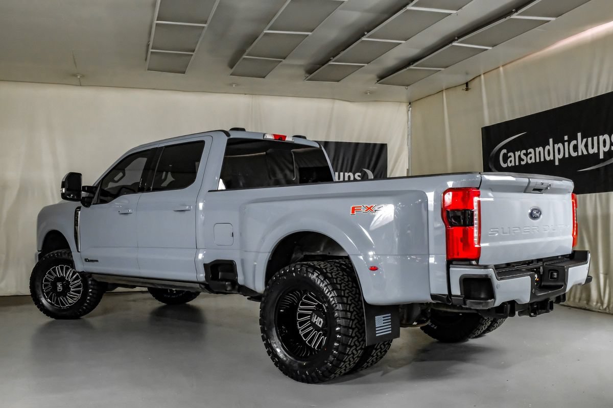 Used 2024 Ford F350 Lariat w/ Lariat Ultimate Package AWD/4WD image 11