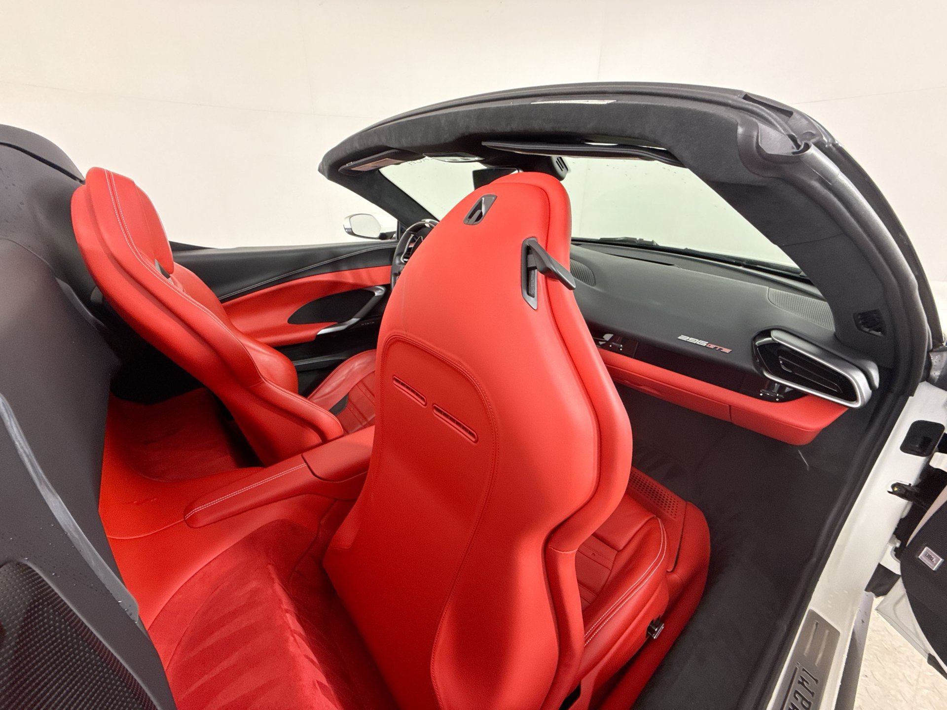 Certified 2025 Ferrari 296 GTS RWD image 22