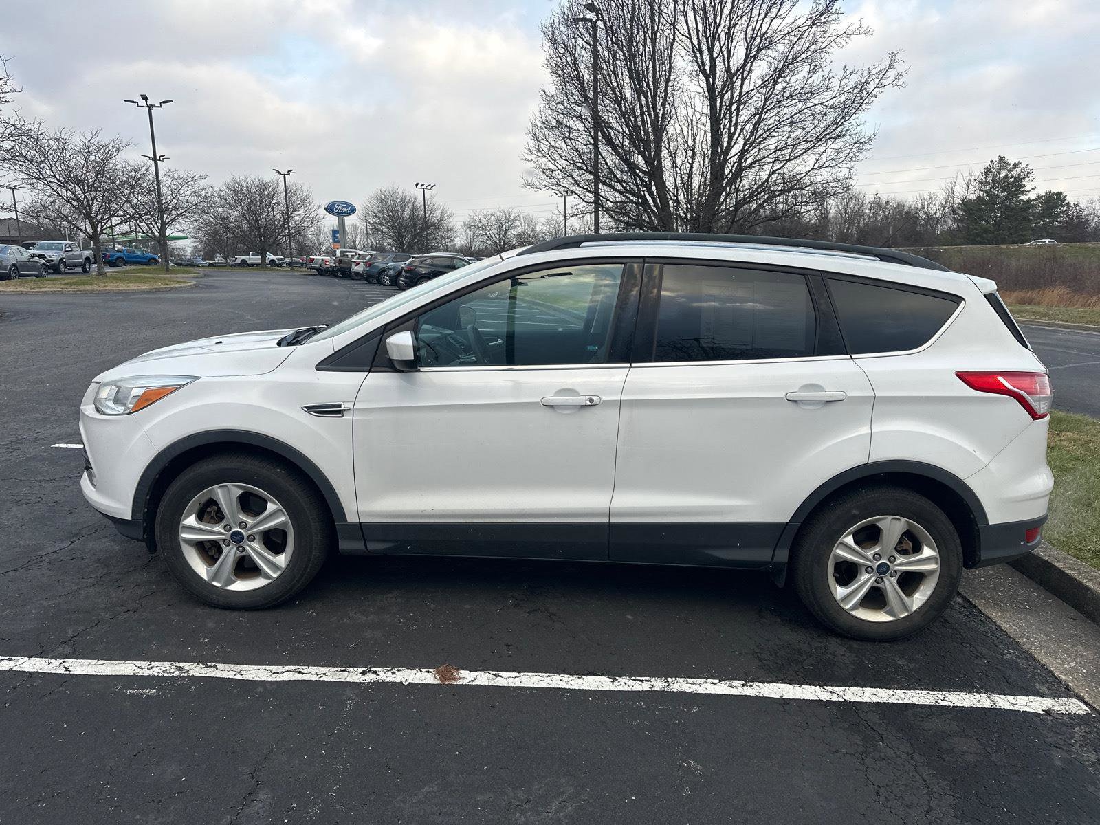 Used 2016 Ford Escape SE w/ Equipment Group 201A image 10