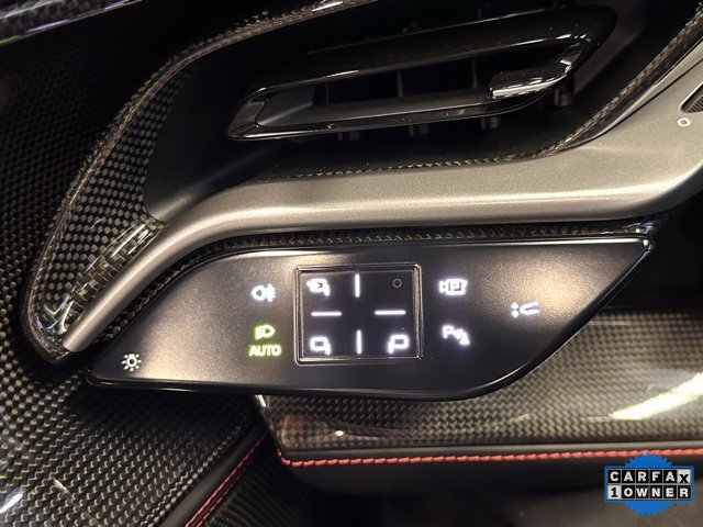 Used 2023 Ferrari SF90 Spider image 31