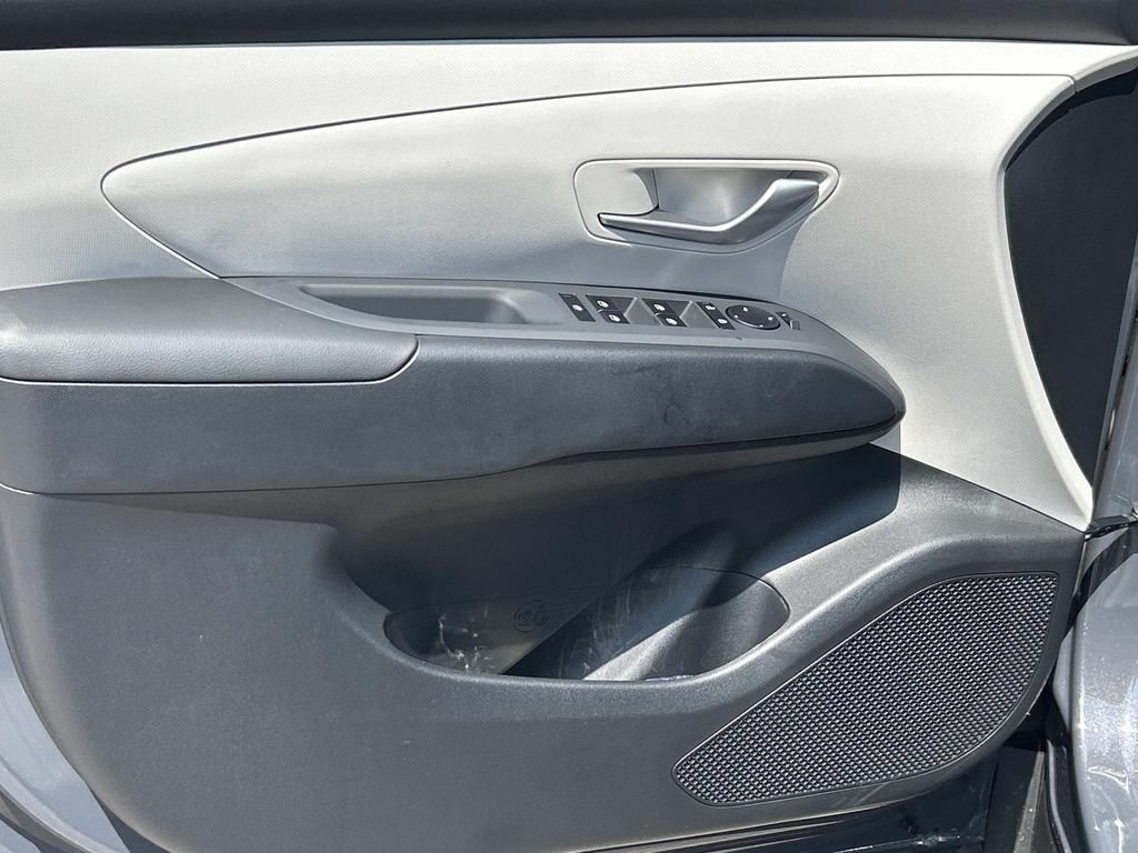 New 2026 Hyundai Tucson SEL FWD image 17