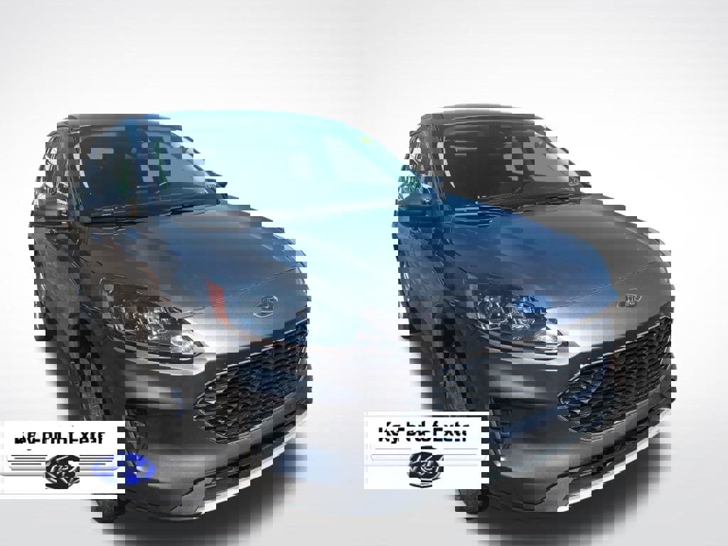 Used 2022 Ford Escape SE w/ Cold Weather Package image 2