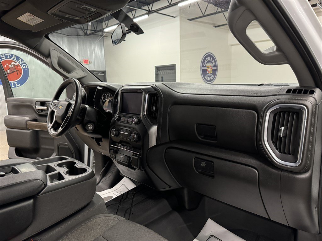 Used 2022 Chevrolet Silverado 2500 LT AWD/4WD image 37