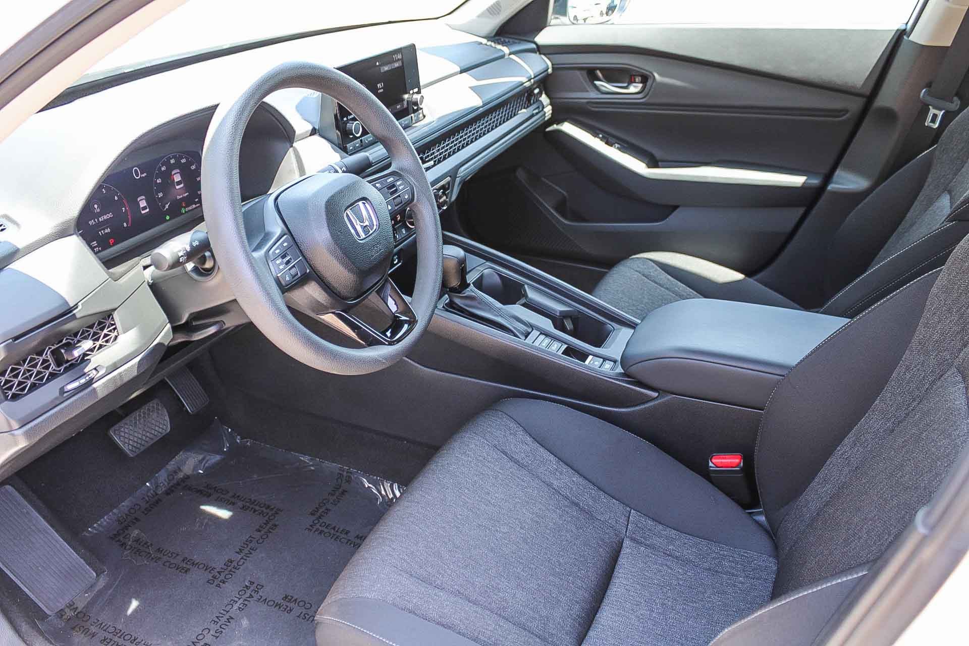 Certified 2025 Honda Accord SE image 19