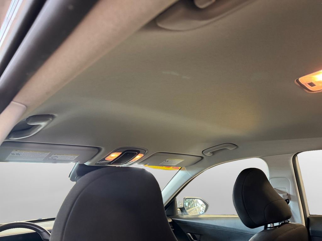 Used 2024 Hyundai Kona SEL AWD/4WD image 23