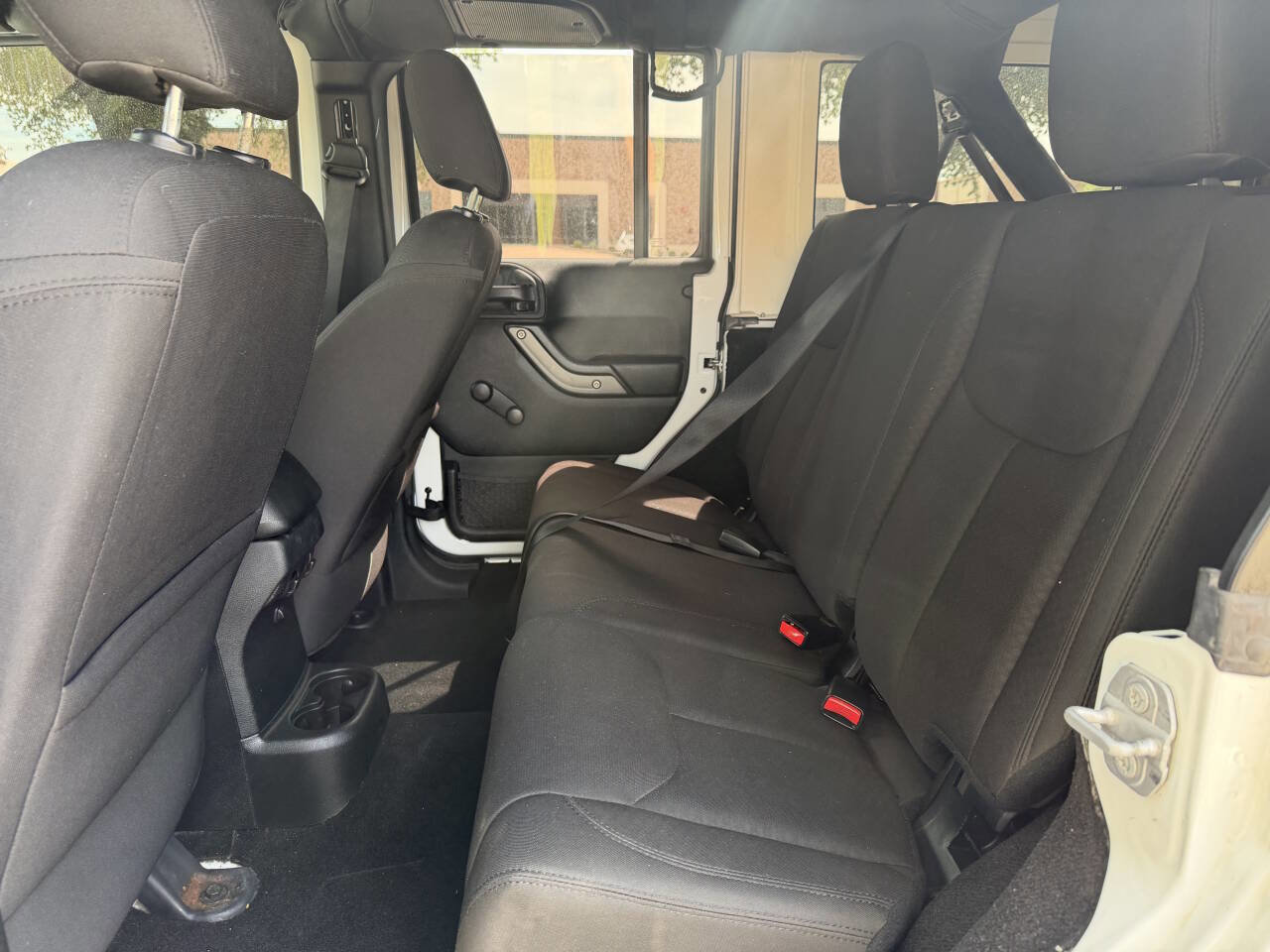 Used 2016 Jeep Wrangler Unlimited Sport w/ Connectivity Group image 10