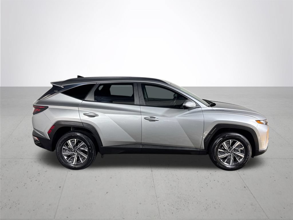 Used 2024 Hyundai Tucson Blue AWD/4WD image 5
