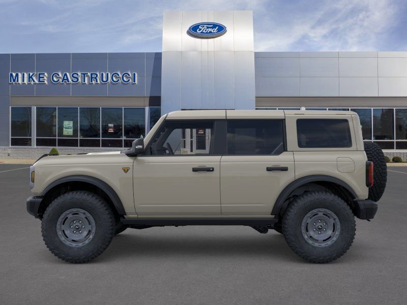 New 2025 Ford Bronco Badlands AWD/4WD image 3