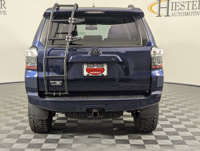 Used 2017 Toyota 4Runner SR5 Premium image 6