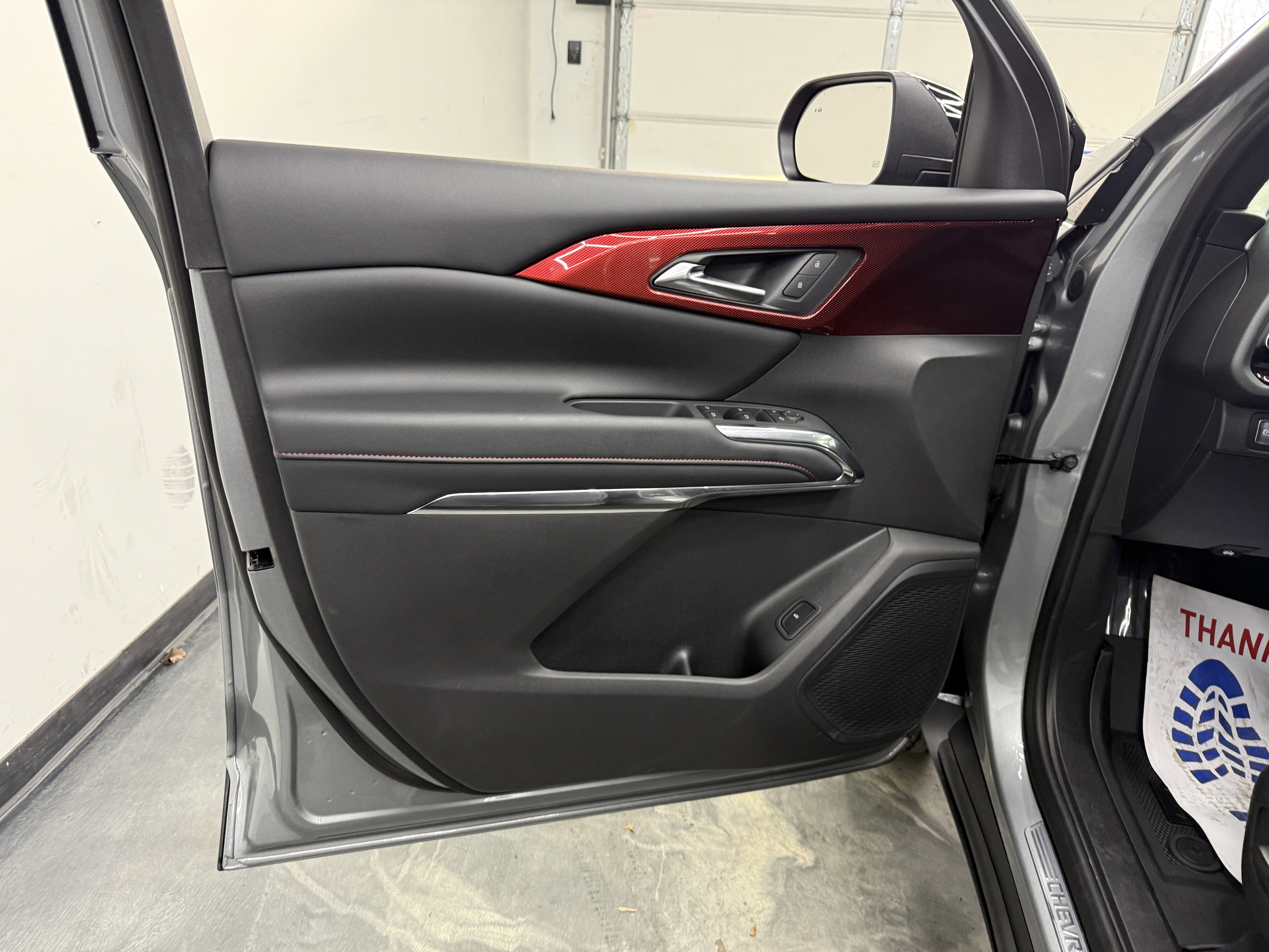 Used 2026 Chevrolet Traverse Z71 w/ LPO, Floor Liner Package image 10