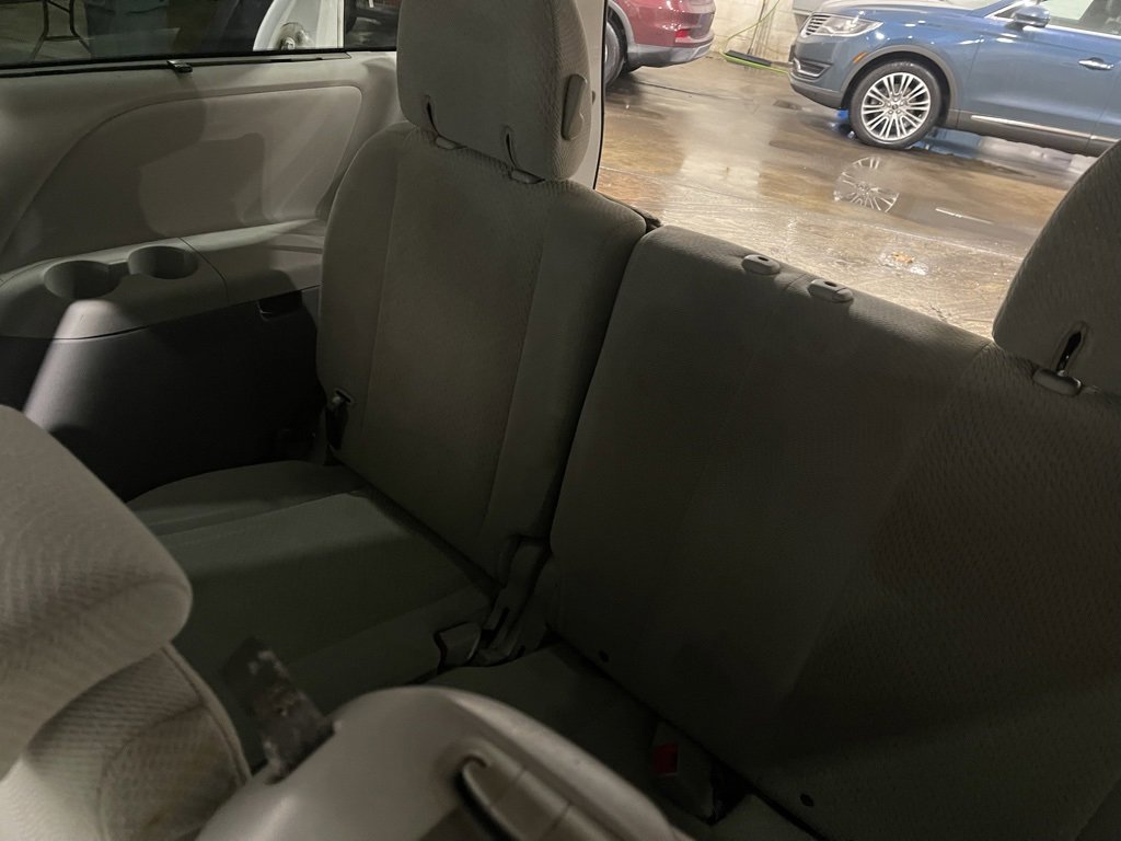 Used 2011 Toyota Sienna LE image 23