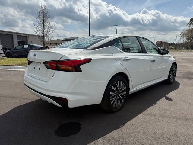 Used 2025 Nissan Altima 2.5 SV image 11