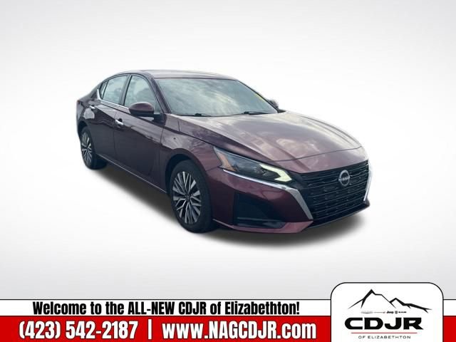 Used 2023 Nissan Altima 2.5 SV