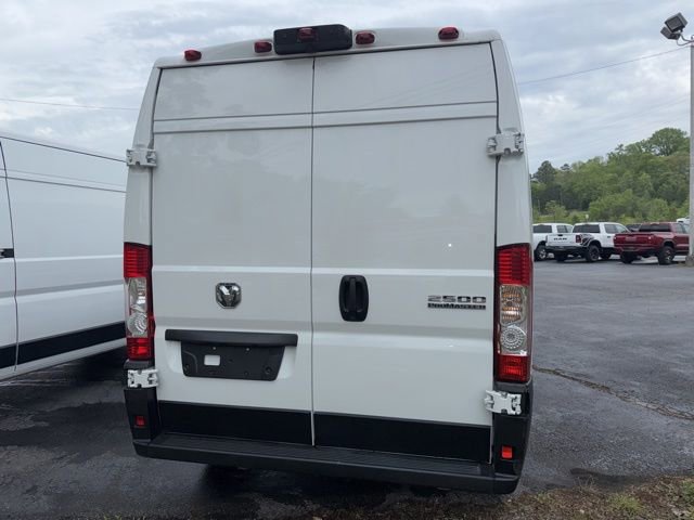 Used 2025 RAM ProMaster 2500 w/ Convenience Group image 6