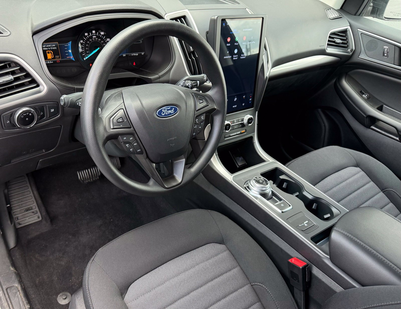 Used 2024 Ford Edge SE AWD/4WD image 13