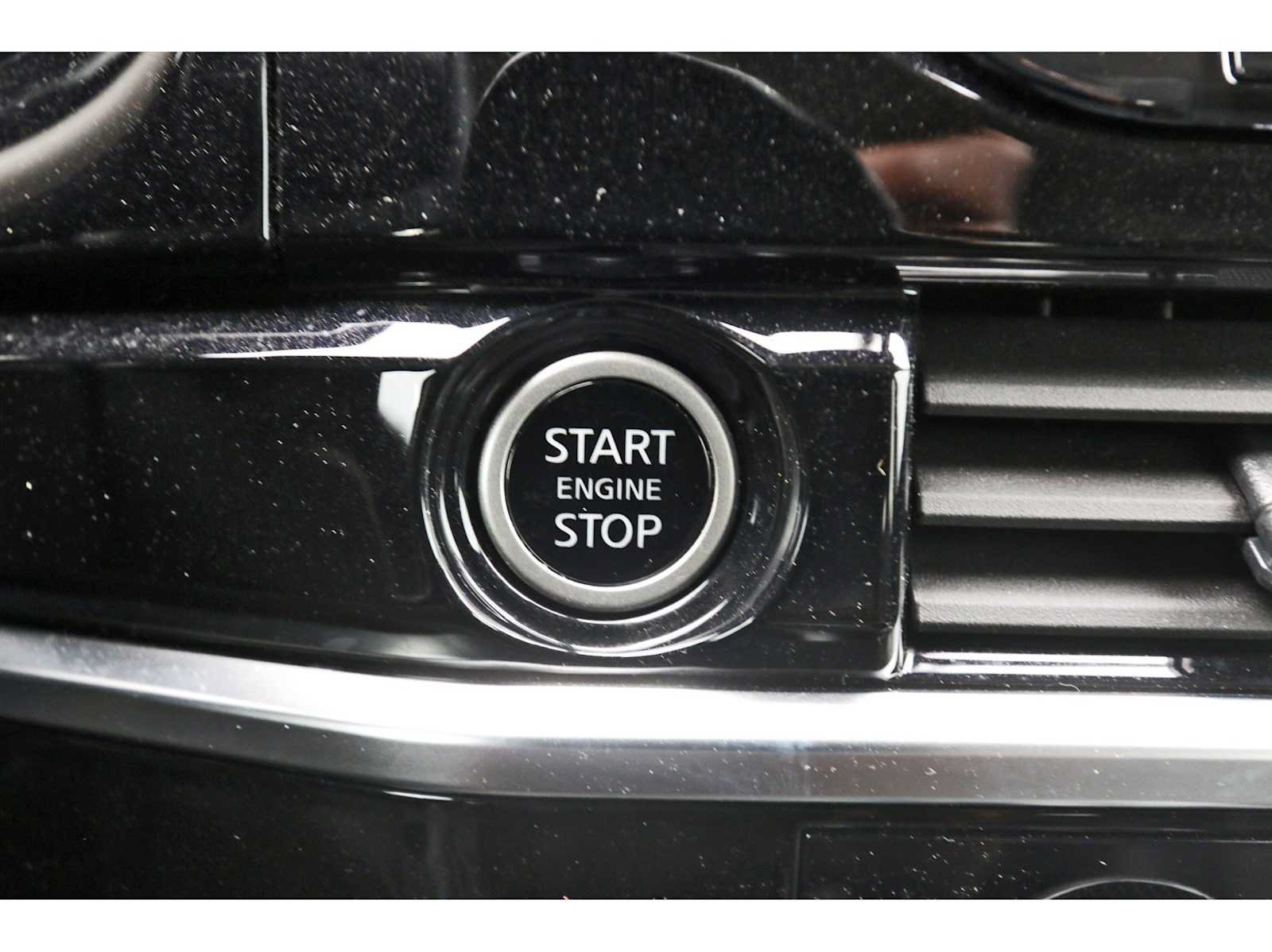 Used 2024 Nissan Pathfinder Platinum FWD image 27