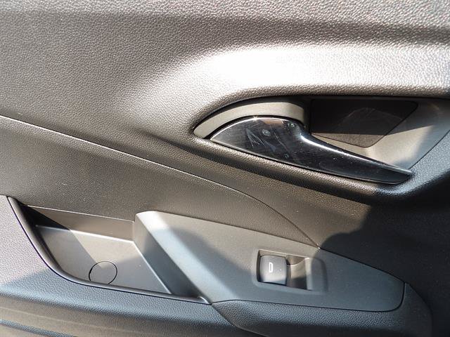 Used 2024 Chevrolet Trax ACTIV w/ Sunroof Package FWD image 32