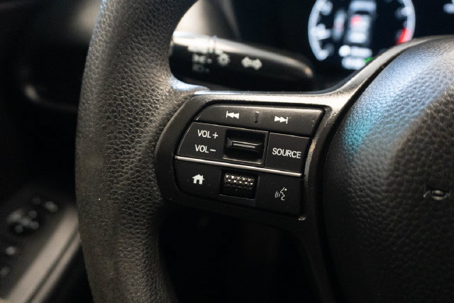 Certified 2025 Honda HR-V LX image 7