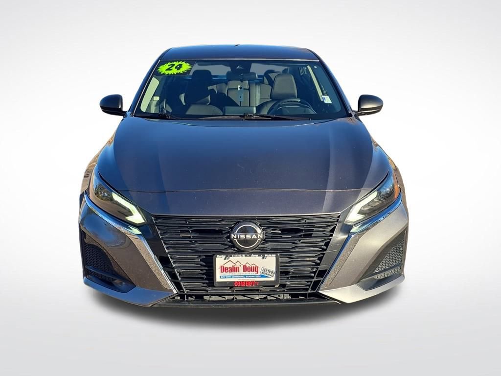 Used 2024 Nissan Altima 2.5 SV image 9