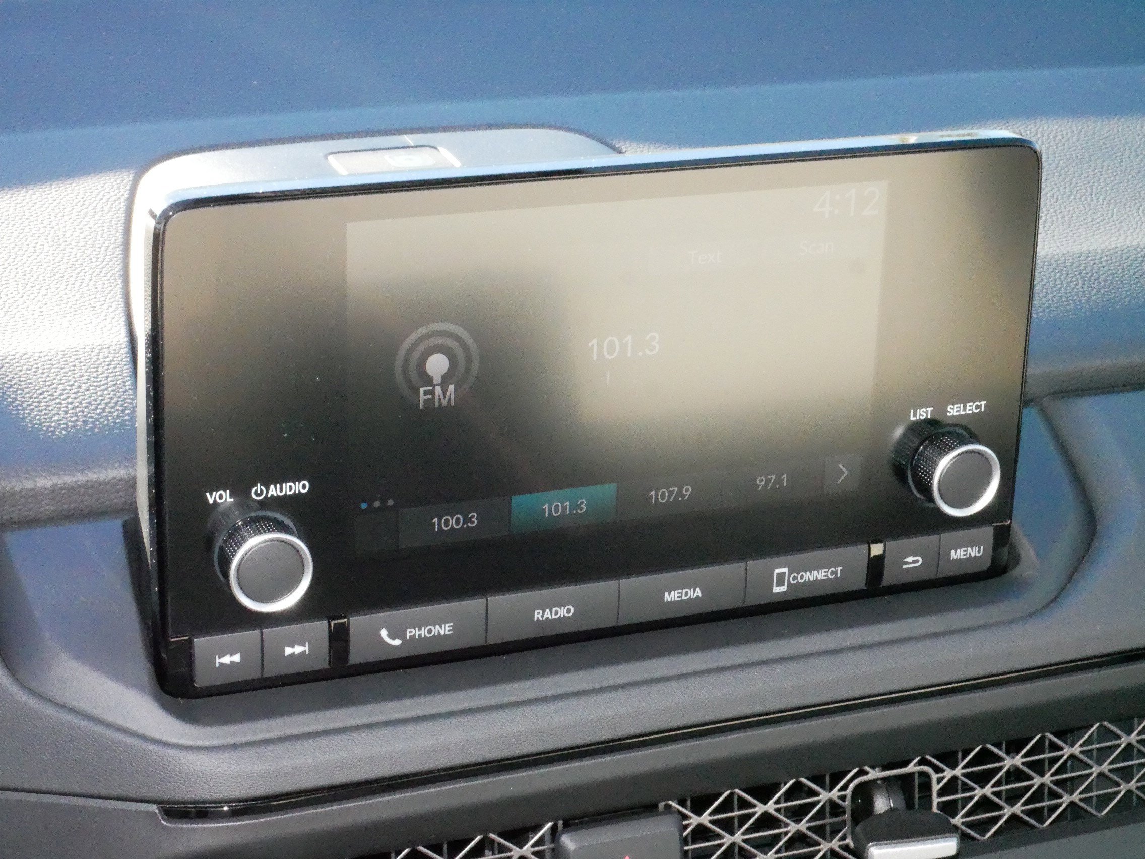 Certified 2025 Honda Accord SE image 22