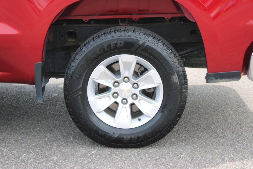 Used 2022 Chevrolet Silverado 1500 LT w/ Safety Package AWD/4WD image 18