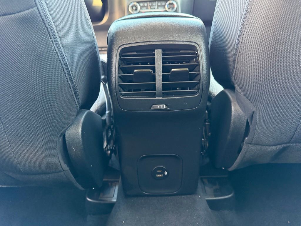 Used 2021 Ford Escape SE w/ Cold Weather Package image 31