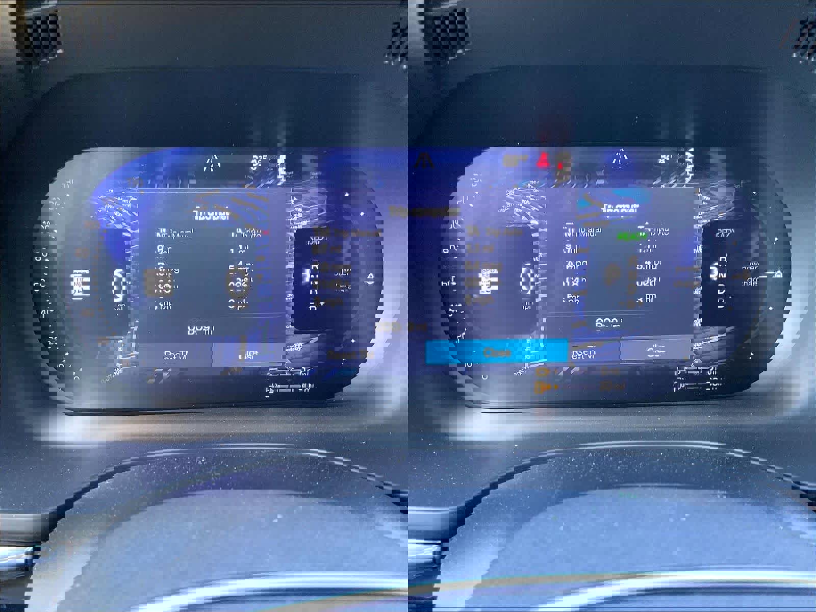 New 2026 Volvo XC60 T8 Plus w/ Protection Package Premier image 19