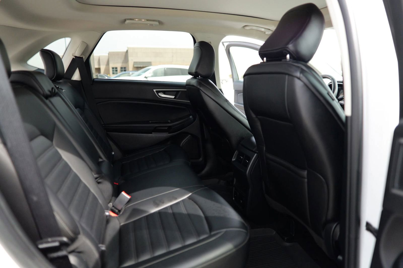 Used 2020 Ford Edge SEL w/ Convenience Package image 25