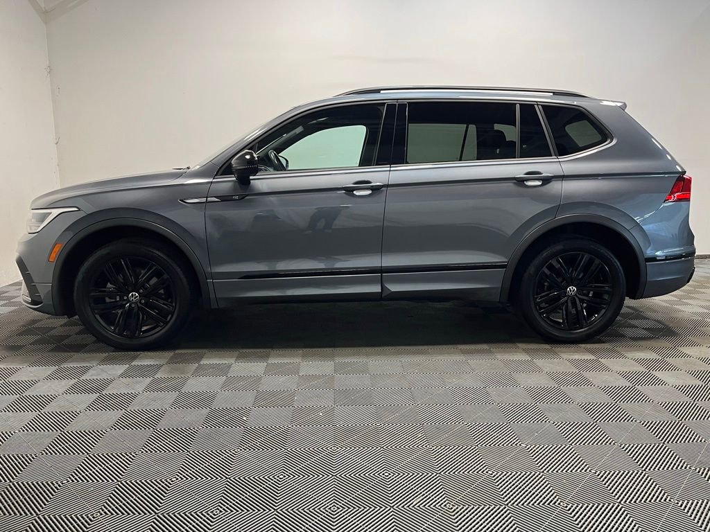 Used 2022 Volkswagen Tiguan SE R-Line AWD/4WD image 23