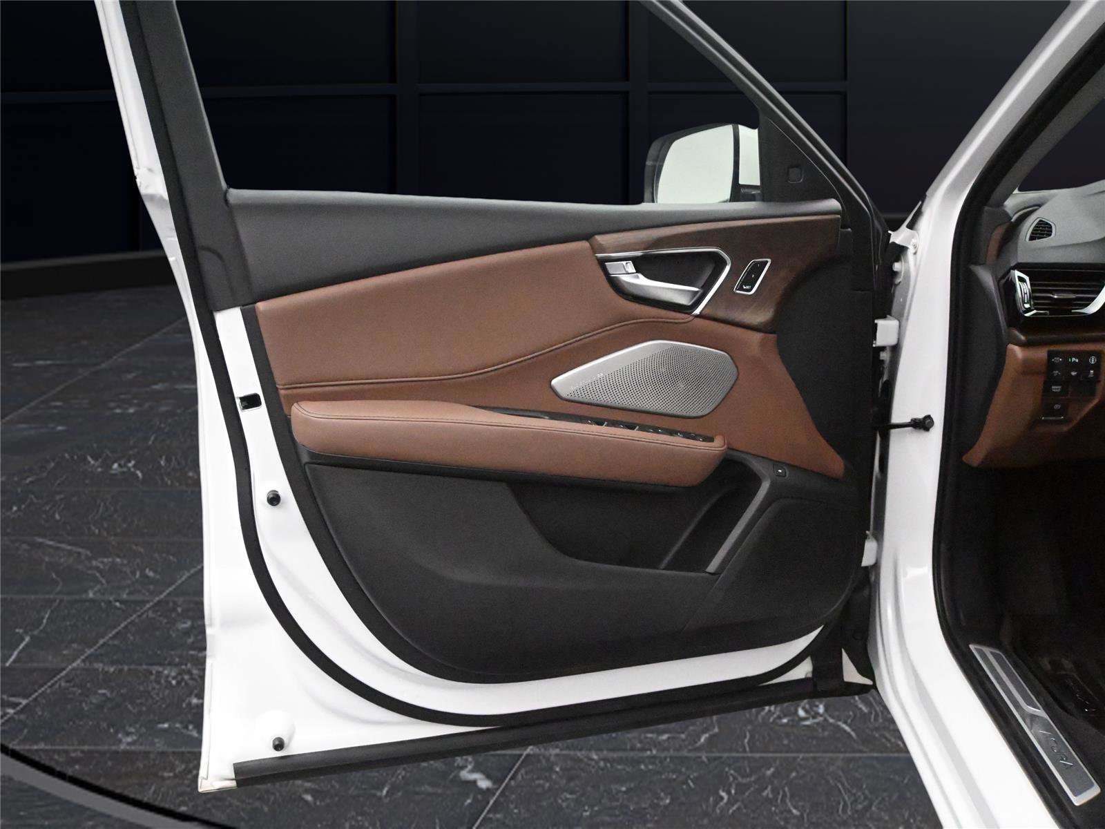 Certified 2026 Acura RDX SH-AWD w/ Advance Package image 12