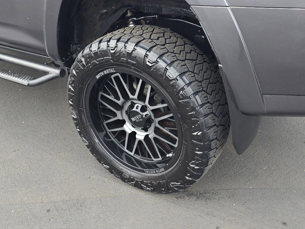 Used 2016 Toyota 4Runner SR5 image 10